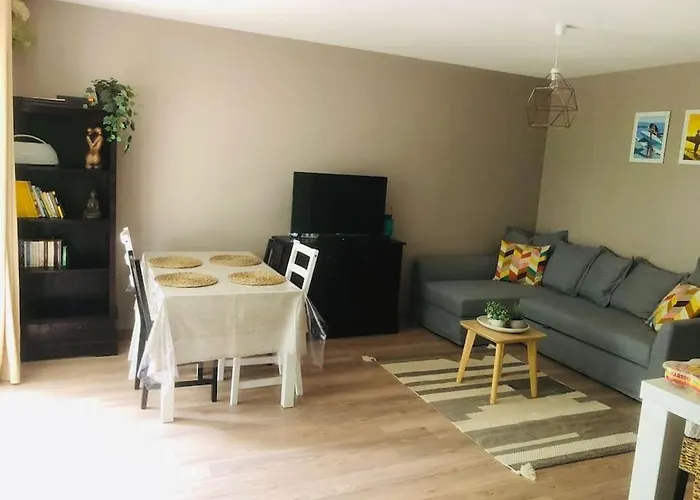 Apartman T2 Calme Absolu, Large Terrasse, Garage Velo, 5 Min Ocean Anglet